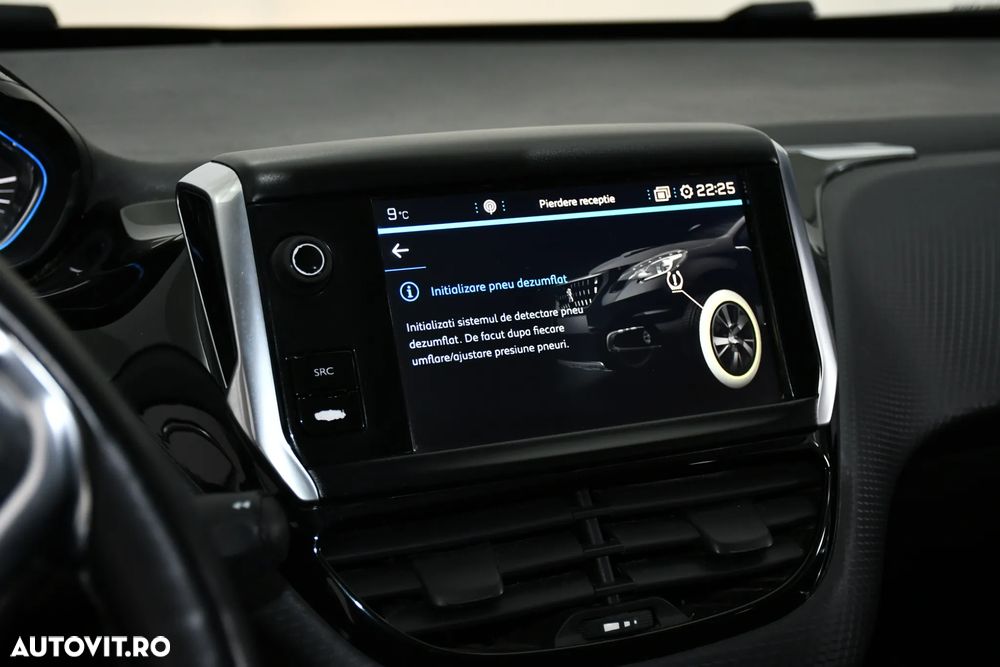 Peugeot 2008 PureTech 110 Stop&Start EAT6 Crossway - 26