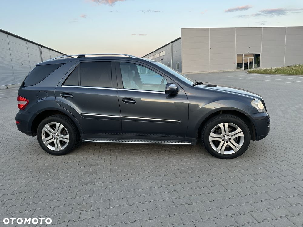 Mercedes-Benz ML - 2