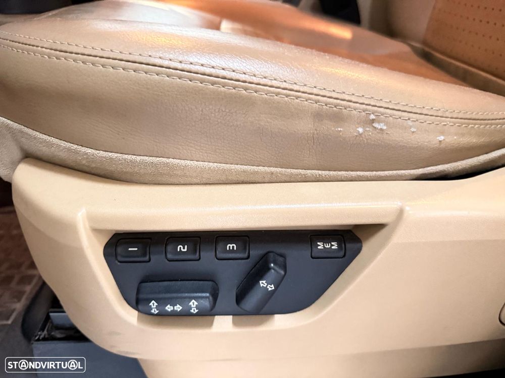 Land Rover Discovery 2.7 TD V6 HSE Auto. - 10