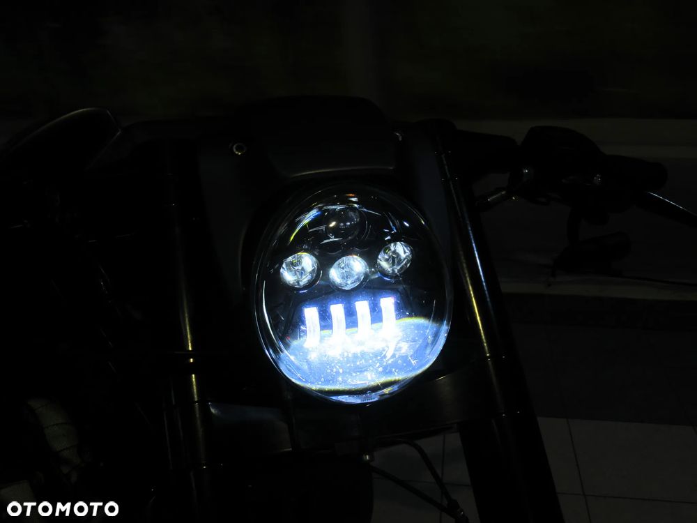 Harley-Davidson V-Rod Night Rod - 31