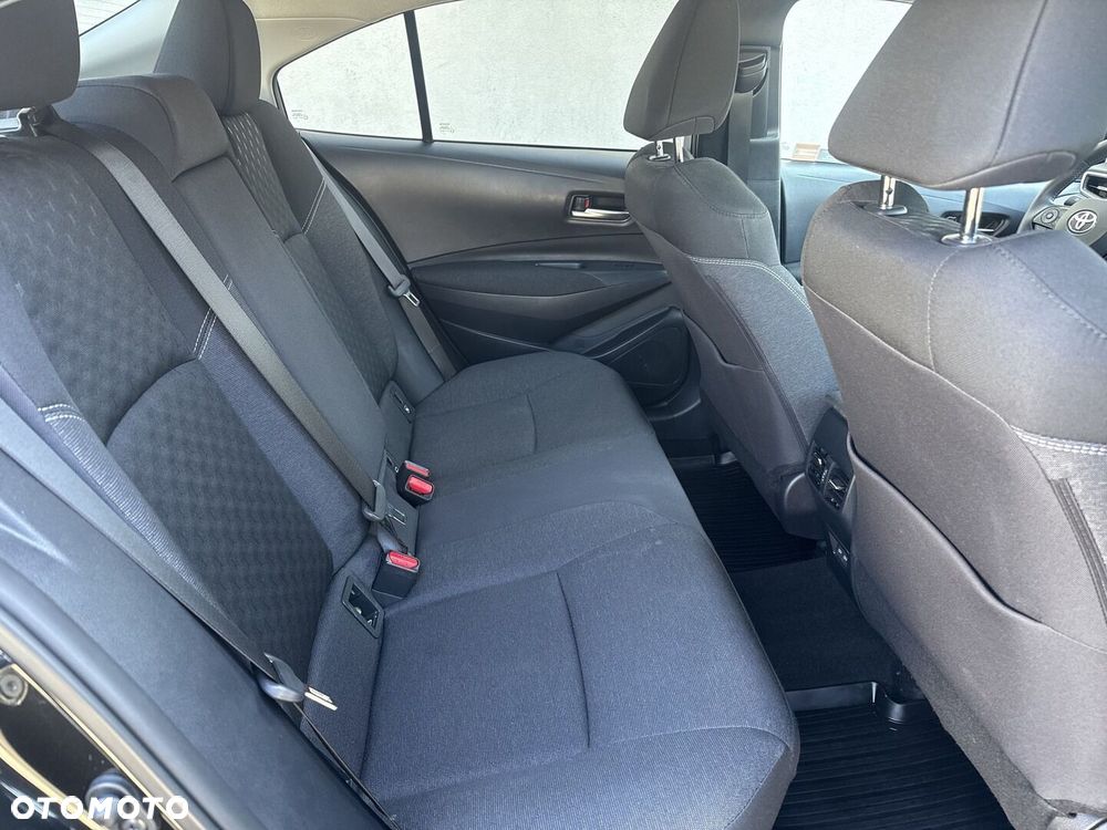 Toyota Corolla 1.8 Hybrid Style - 13
