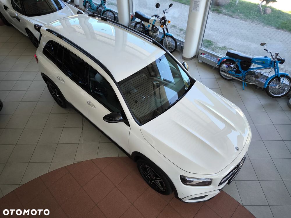 Mercedes-Benz GLB 200 AMG Line 7G-DCT - 38