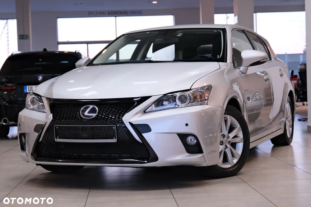 Lexus CT - 19
