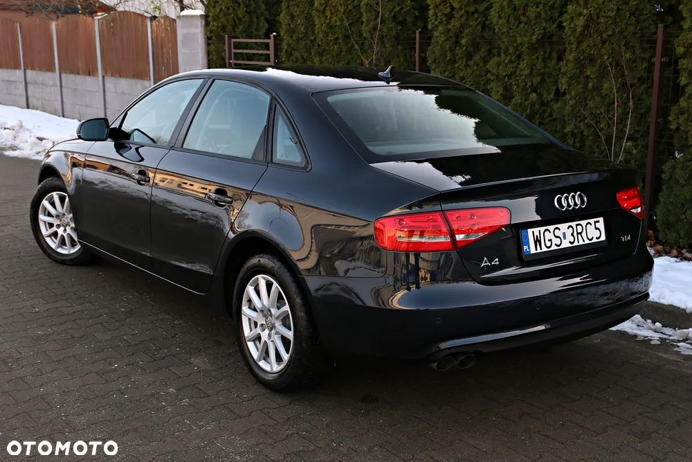 Audi A4 Limousine - 20