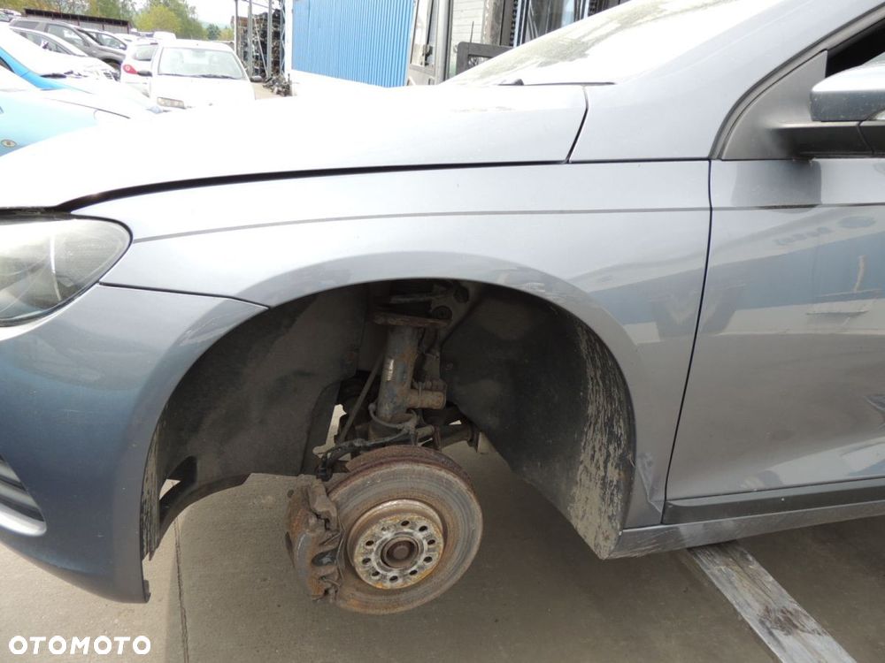 Ćwiartka nadwozia lewy przód Volkswagen Scirocco '09 1K8 - 1