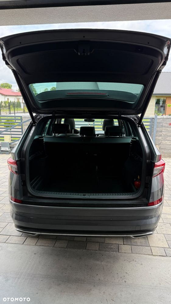 Skoda Kodiaq 2.0 TSI 4x4 L&K DSG - 17