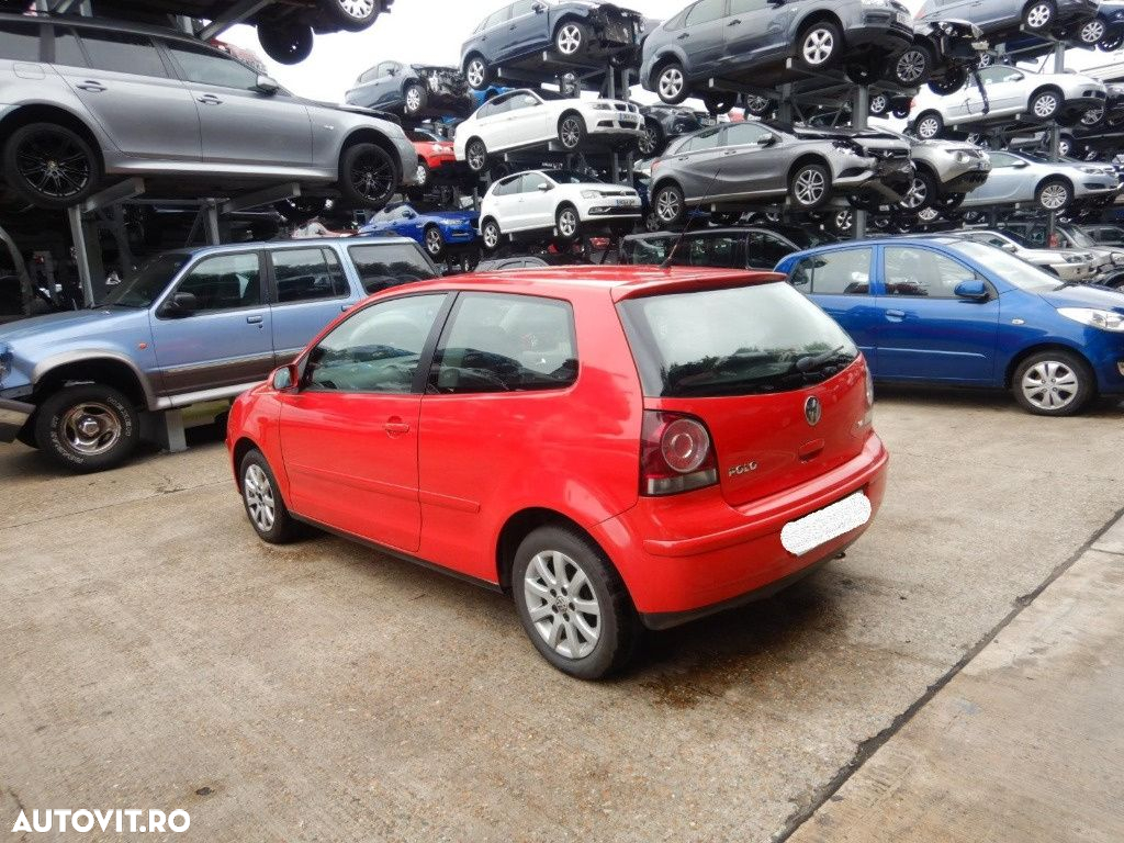 Far dreapta Volkswagen Polo 9N 2008 Hatchback 1.4 i - 7