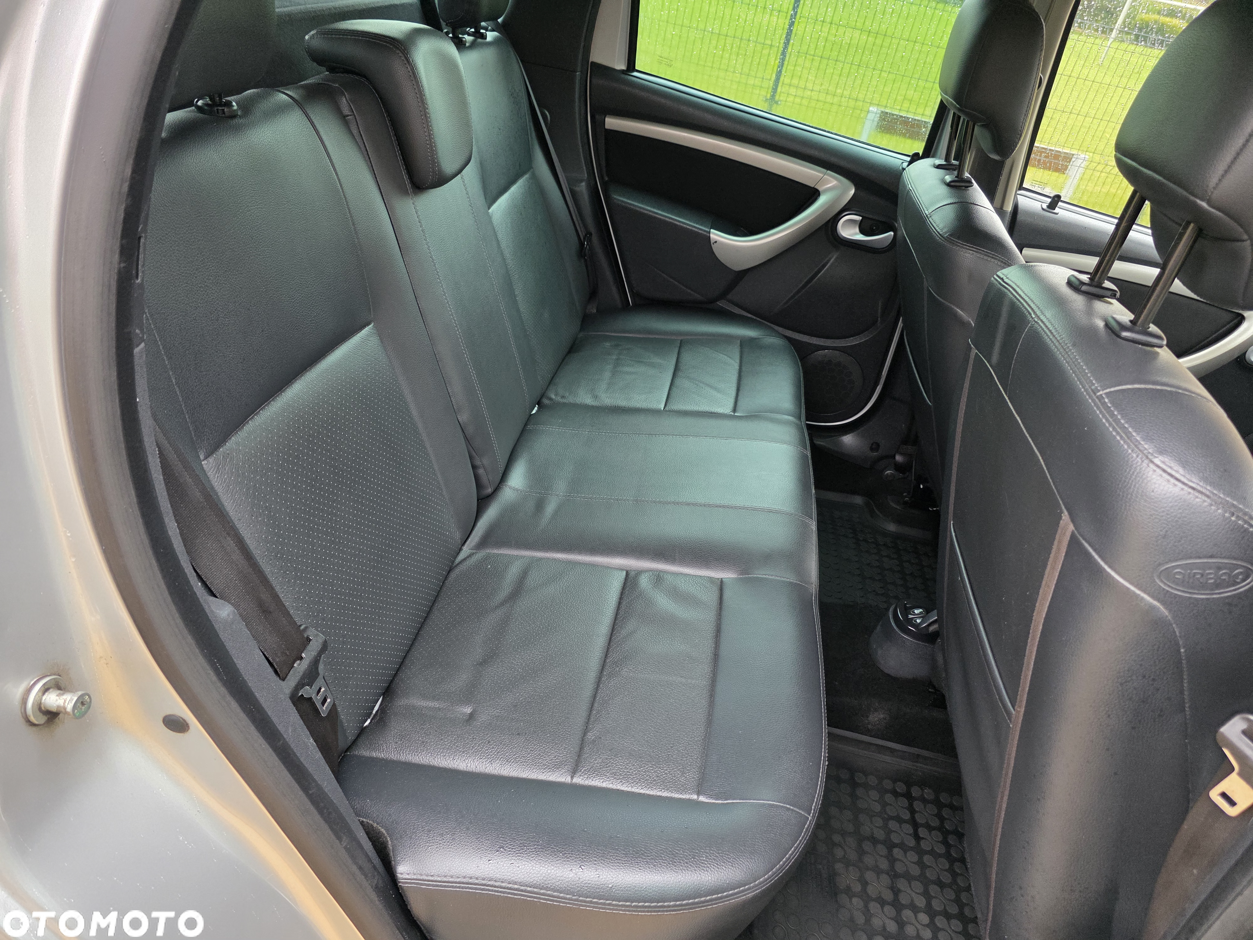 Dacia Duster 1.6 SCe Ambiance S&S - 12