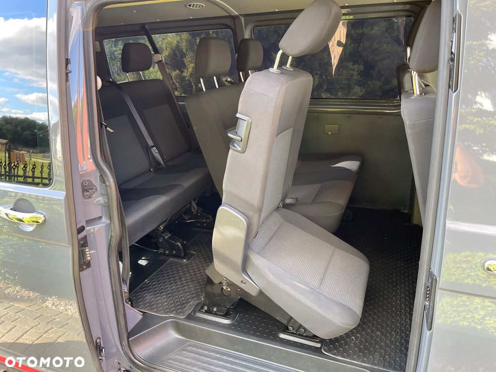 Volkswagen Transporter - 10