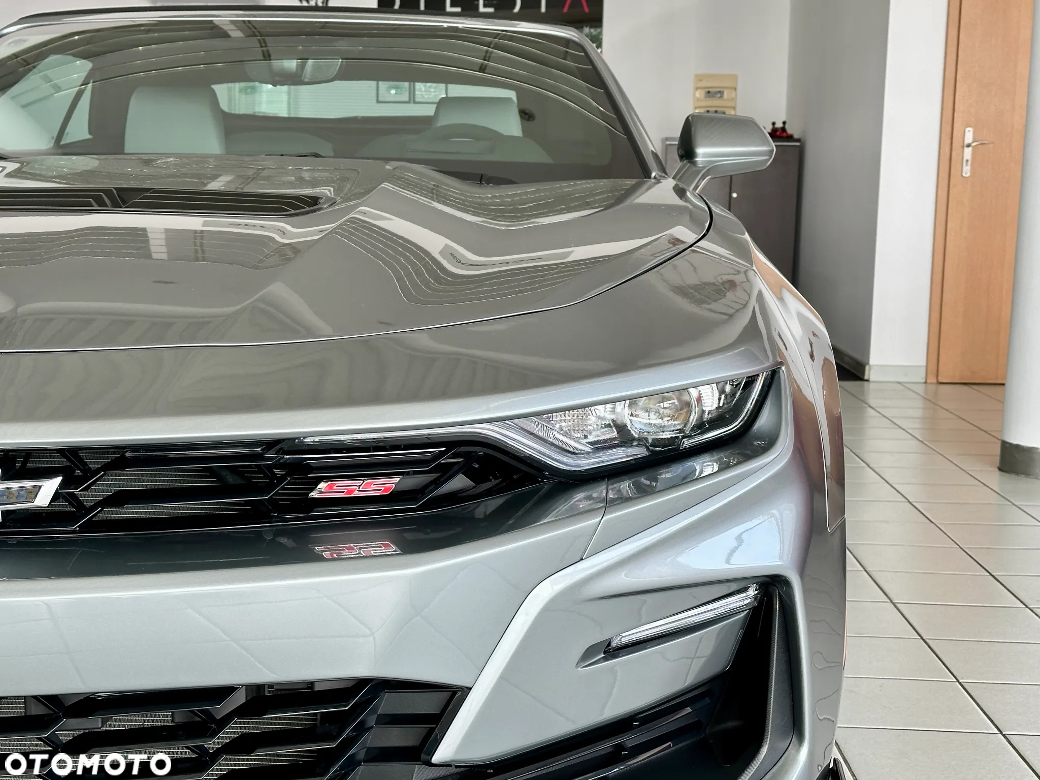 Chevrolet Camaro - 8