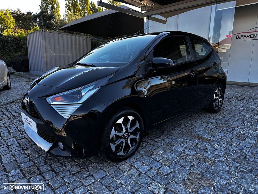 Toyota Aygo 1.0 X-Clusiv Black