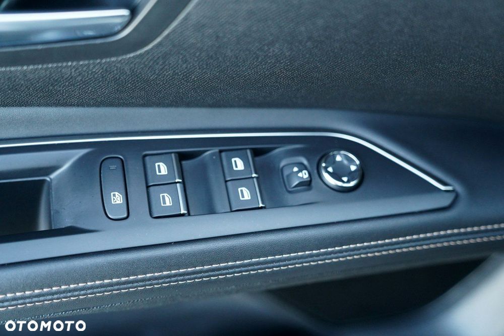 Peugeot 5008 - 13