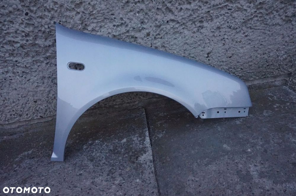 BŁOTNIK PRZEDNI PRAWY VW GOLF IV LB7Z - 4