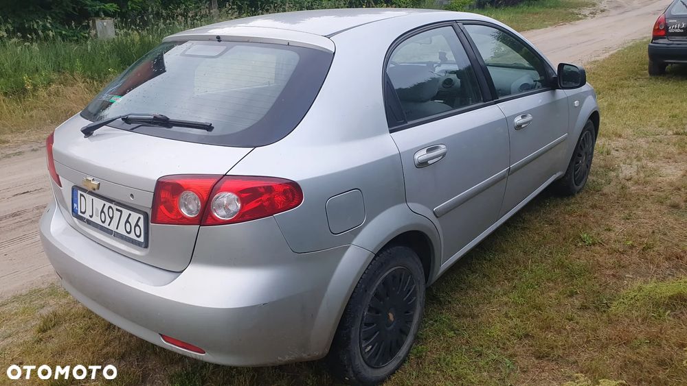 Chevrolet Lacetti 1.4 SE / Star - 4