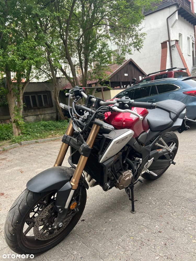 Honda CB - 11