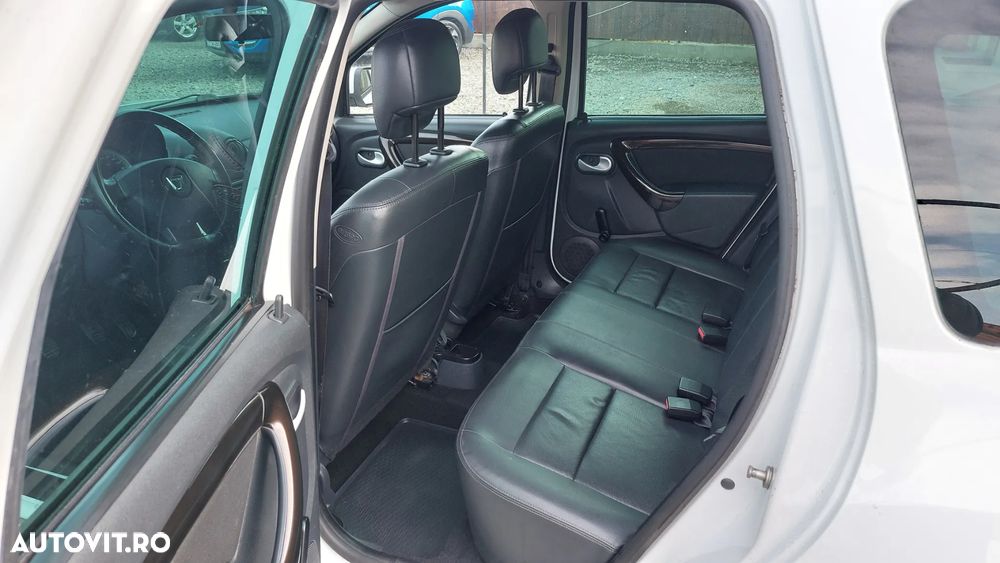 Dacia Duster dCi 110 FAP 4x4 Prestige - 11