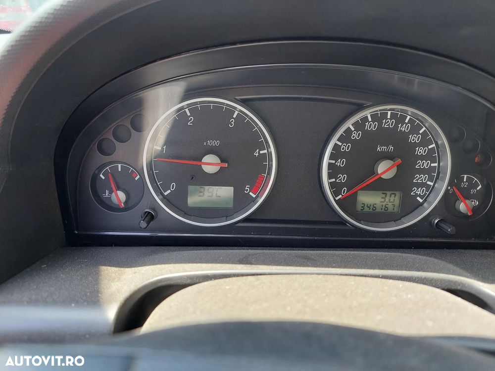 Dezmembrez ford mk3 2.0 COD MOTOR HJBB an 2004 - 5