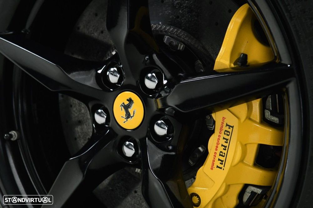 Ferrari 488 - 4