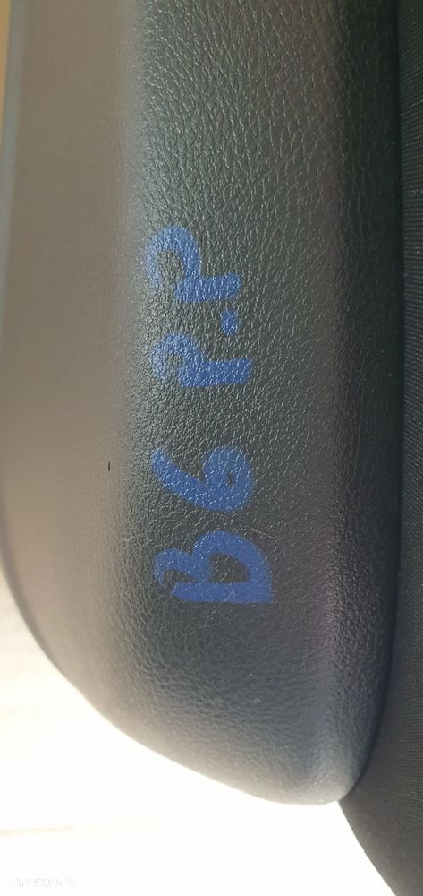 Fotel pasażera prawy przód przedni VW Passat B6 - 7