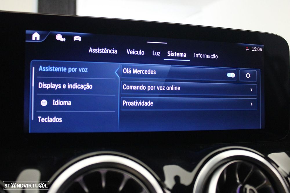 Mercedes-Benz GLA 250 e AMG Line - 24
