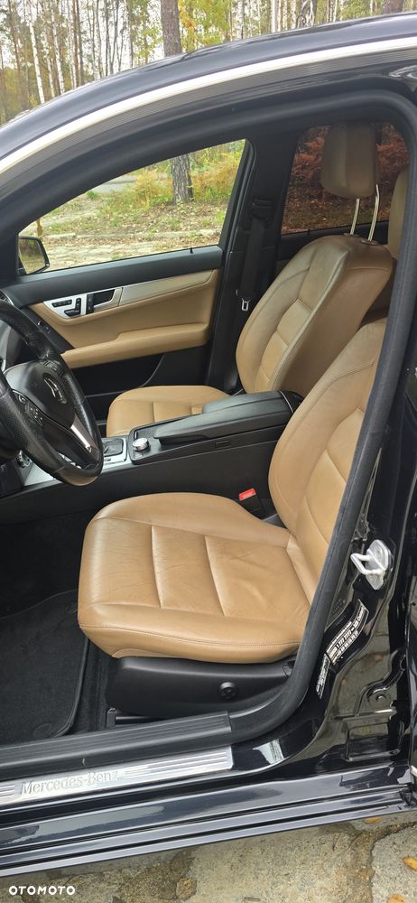 Mercedes-Benz Klasa C 250 (BlueTEC) d 7G-TRONIC - 4