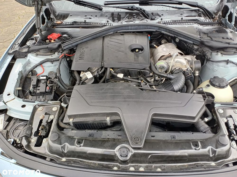 BMW Seria 3 316i Luxury Line - 11