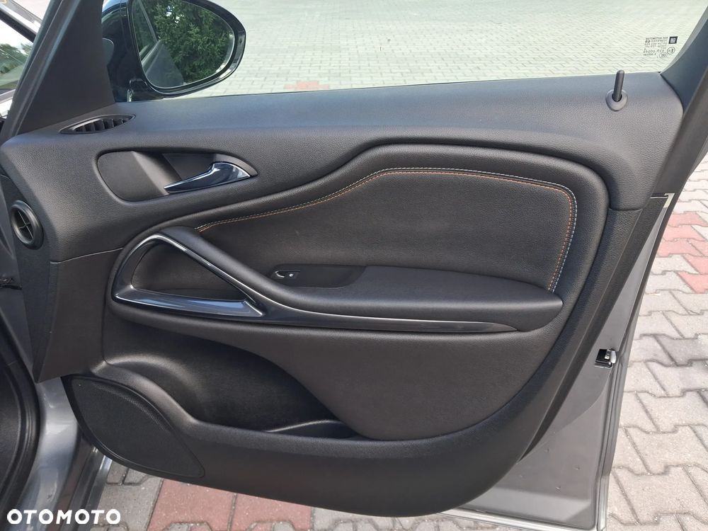 Opel Zafira 1.4 T Cosmo - 23