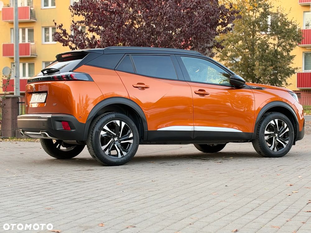 Peugeot 2008 1.2 PureTech GT Line S&S - 9