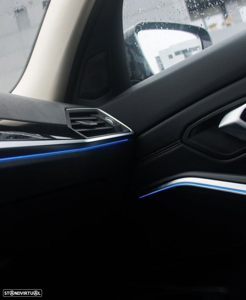 BMW 330 - 11