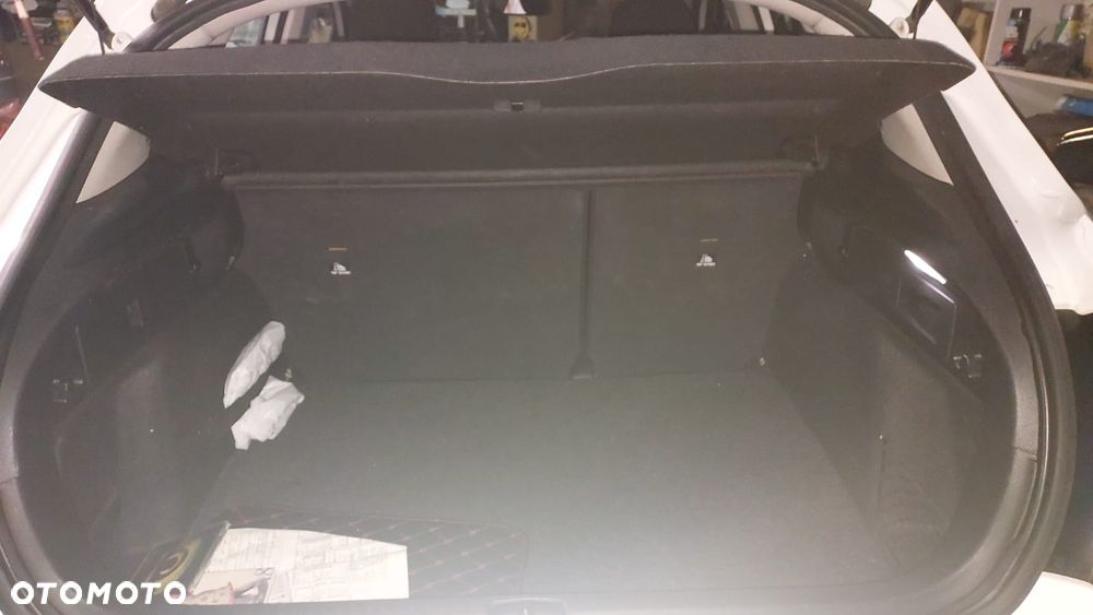 Citroën C4 e-HDi 110 Stop/Start System Tendance - 9