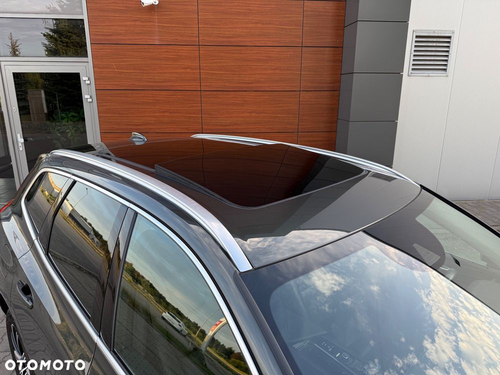 Volvo XC 60 T6 AWD Plug-In Hybrid Inscription - 5