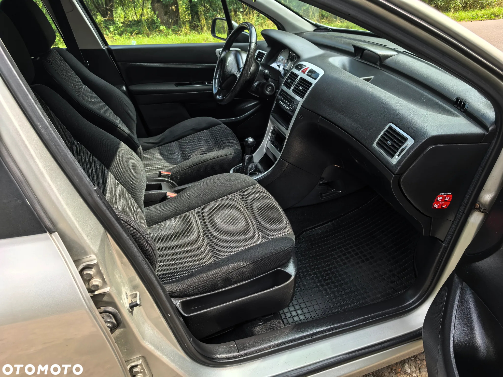 Peugeot 307 1.6 Oxygene - 30