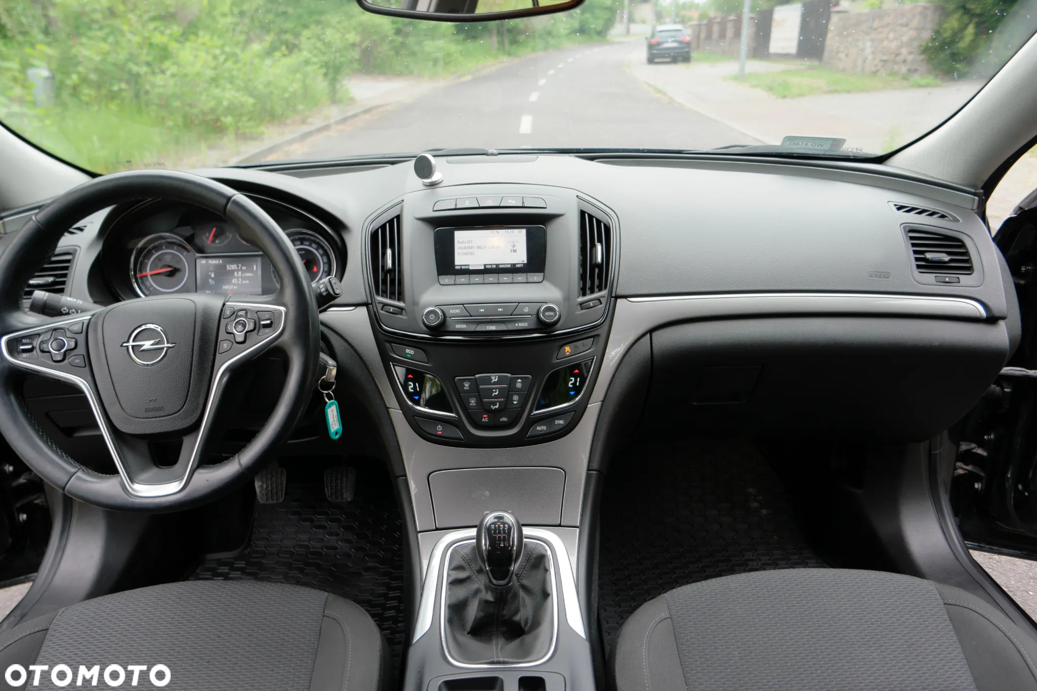 Opel Insignia - 26