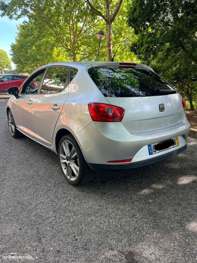 SEAT Ibiza 1.6 TDI 25 Anos DPF - 4