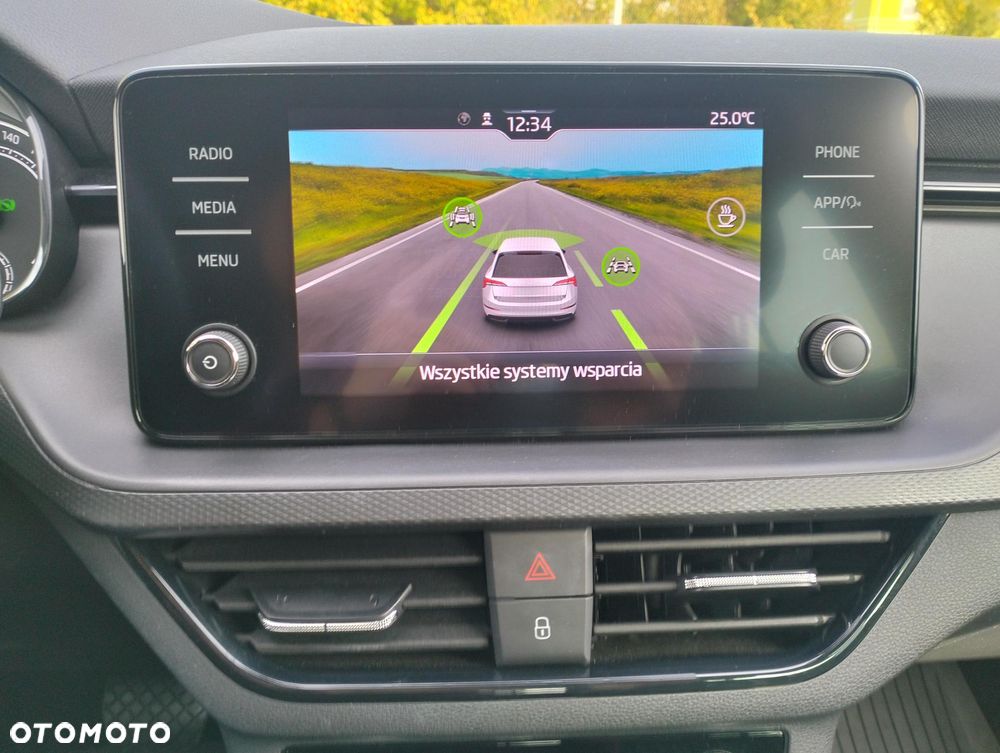 Skoda Scala 1.5 TSI Ambition DSG - 27