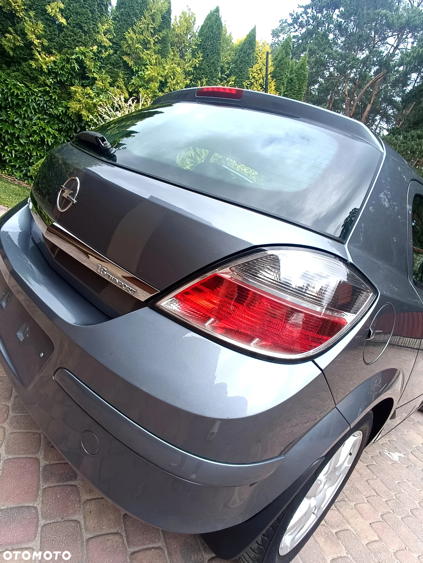Opel Astra 1.6 - 8
