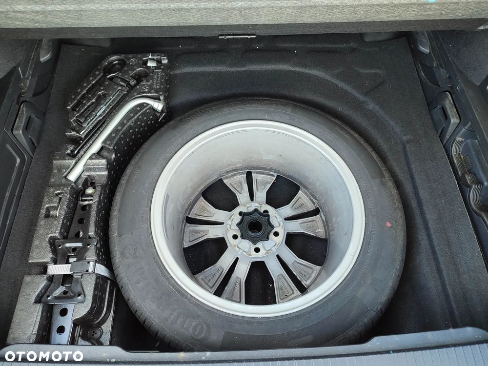Volkswagen Passat Alltrack - 16