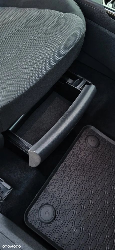 Volkswagen Touran 1.4 TSI BMT Highline DSG - 18