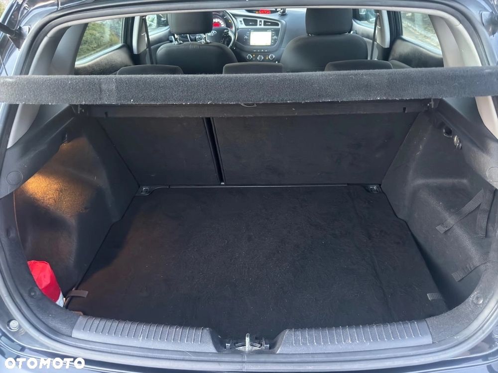 Kia Ceed 1.4 CVVT Dream Team Edition - 8