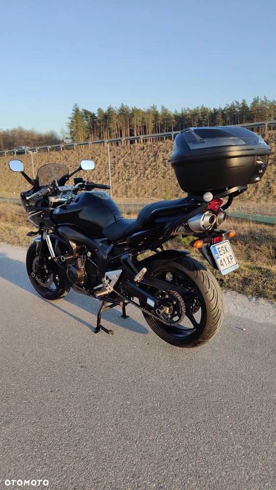 Yamaha FZ6 - 2