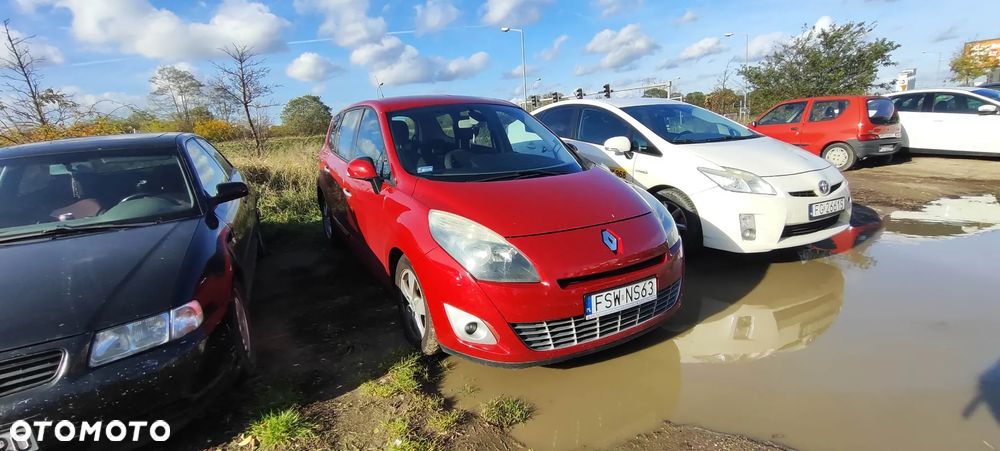 Renault Scenic 2.0 16V Privilege CVT - 2