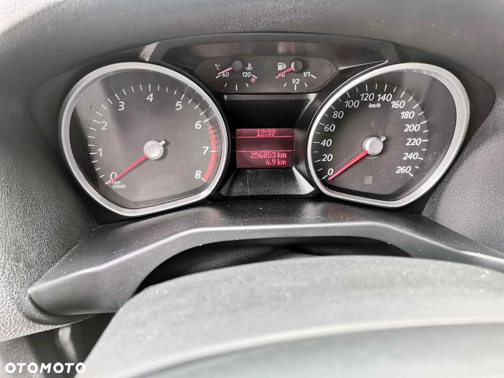 Ford Mondeo 1.6 Ambiente - 18