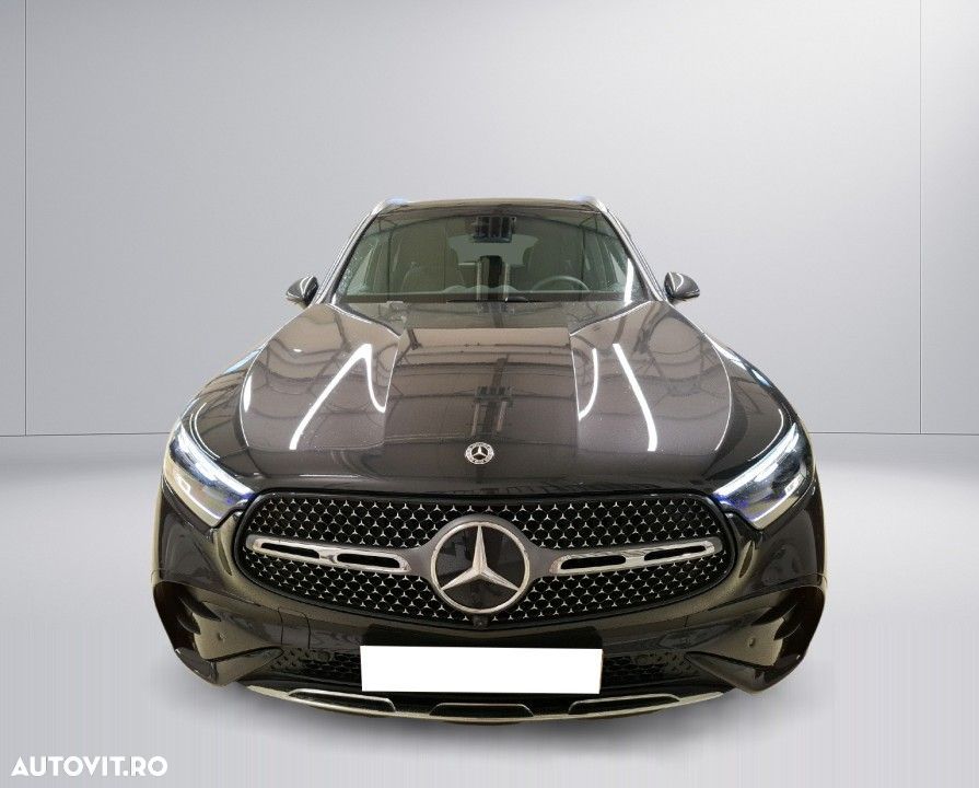Mercedes-Benz GLC 300 e 4MATIC - 13