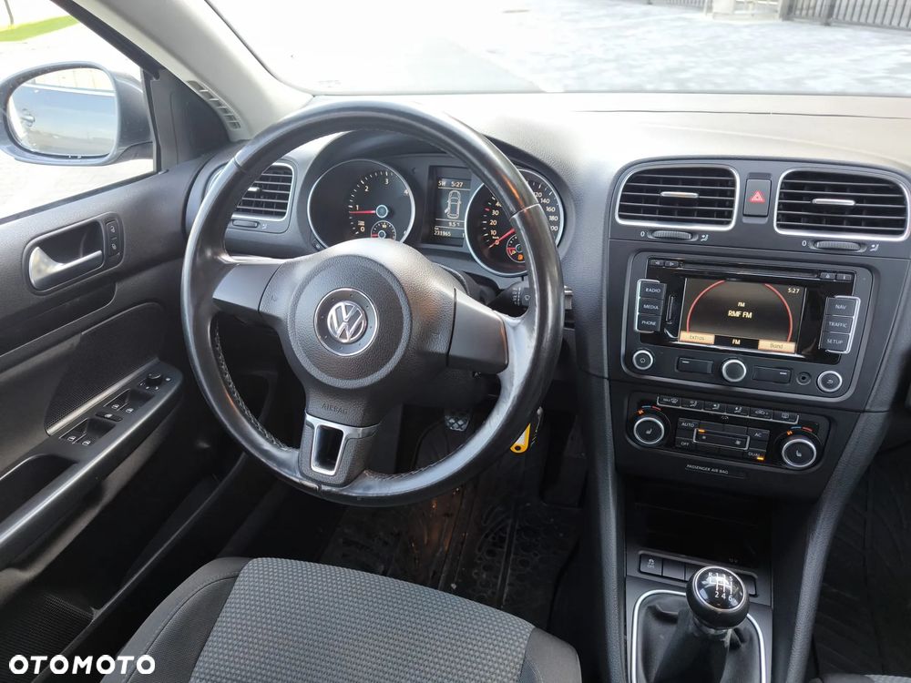 Volkswagen Golf - 15