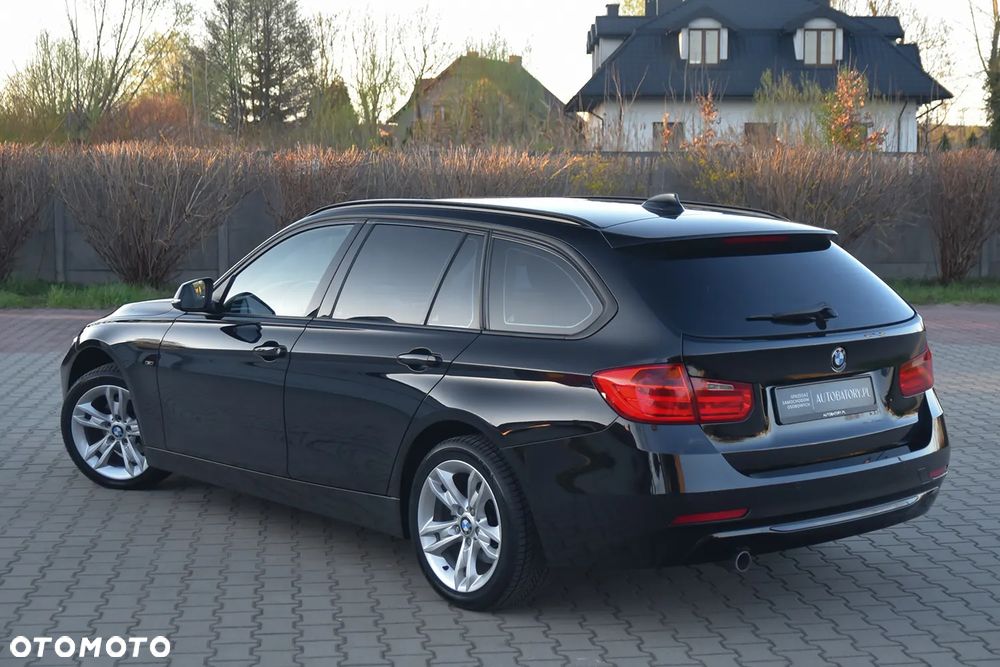 BMW Seria 3 318d Sport Line - 15