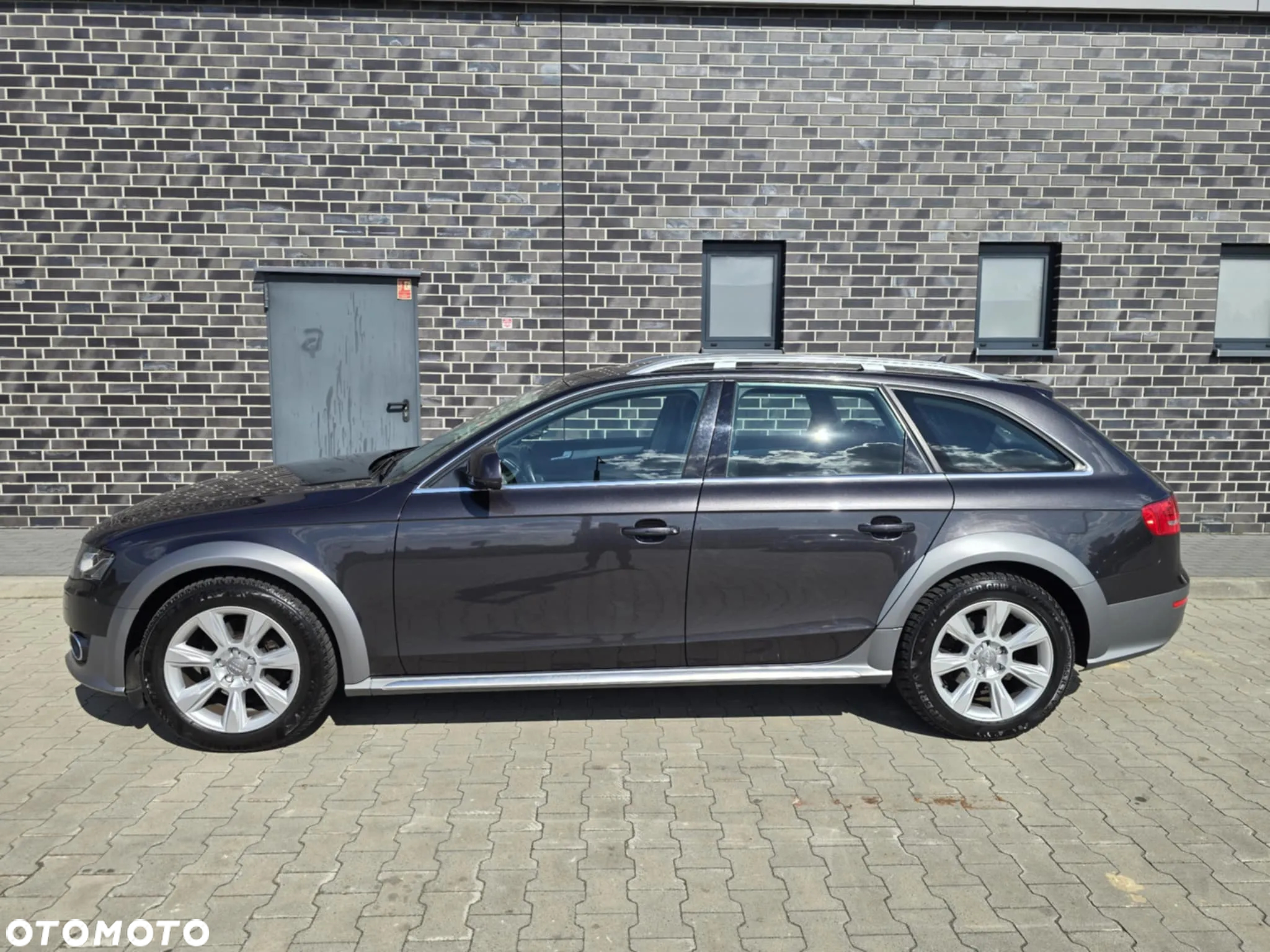 Audi A4 Allroad 2.0 TDI Quattro - 10