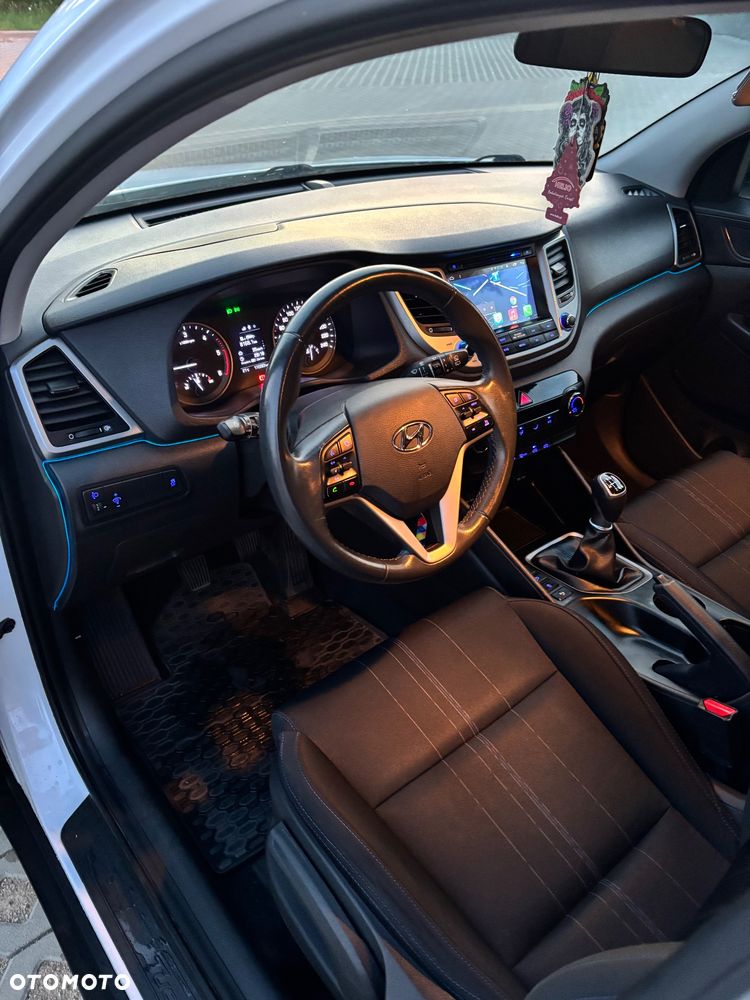 Hyundai Tucson 1.7 CRDI BlueDrive Classic 2WD - 9