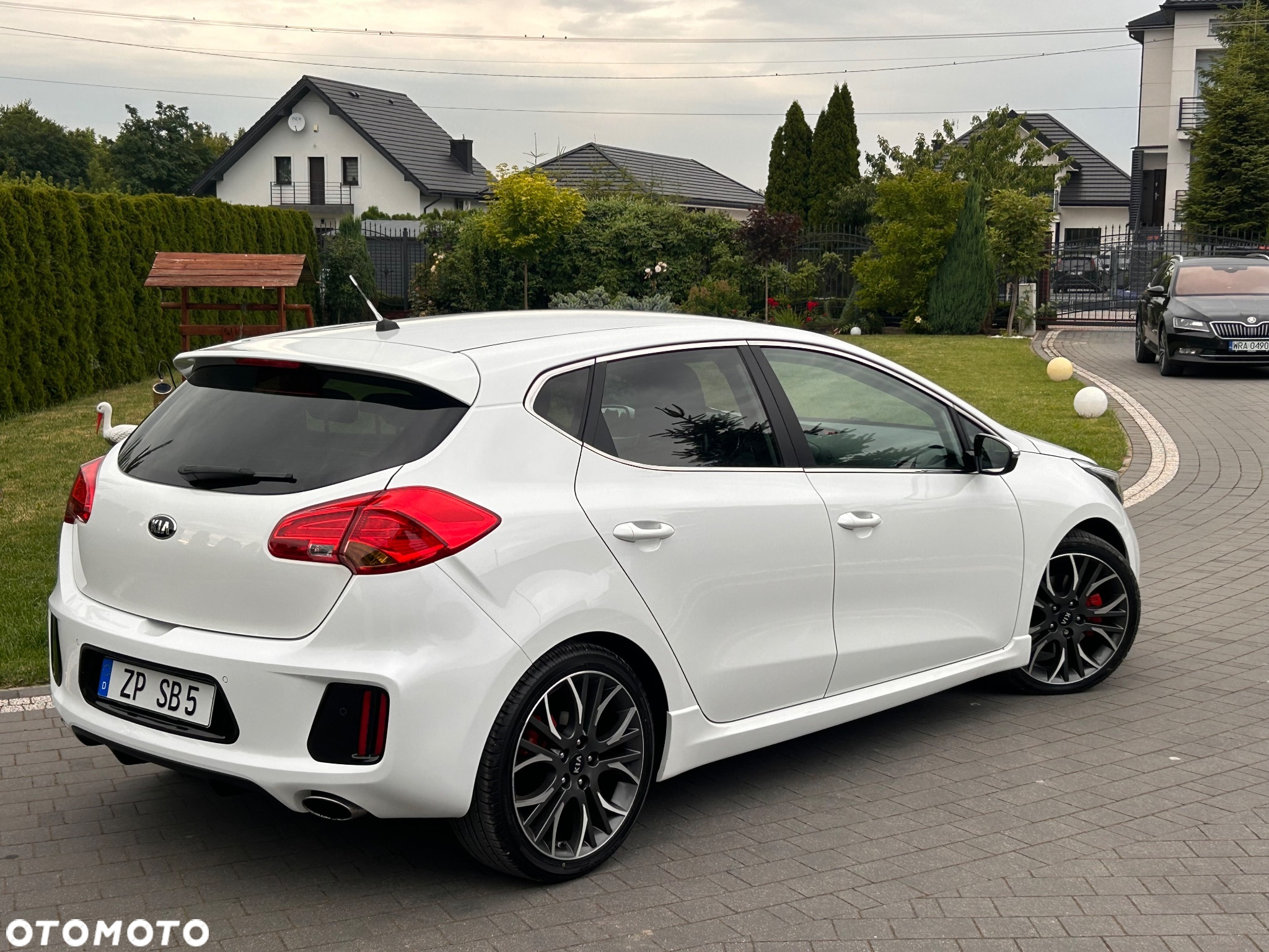 Kia Ceed 1.6 T-GDI GT-Track - 10