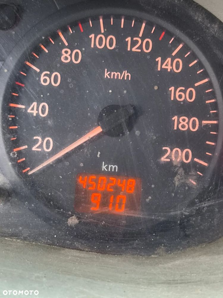 Renault Trafic - 9