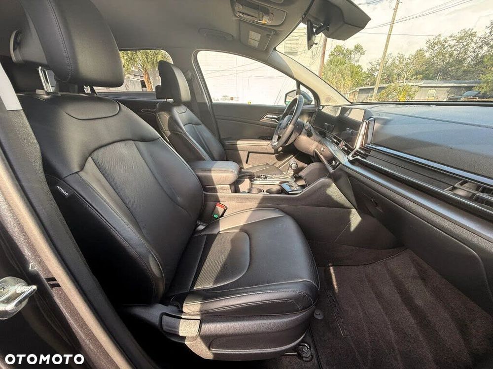 Kia Sportage - 14